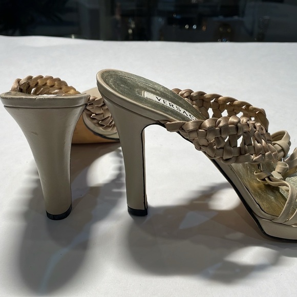 Versace Beige RARE Runway High Heeled Sandals 37.5 - Picture 1 of 8